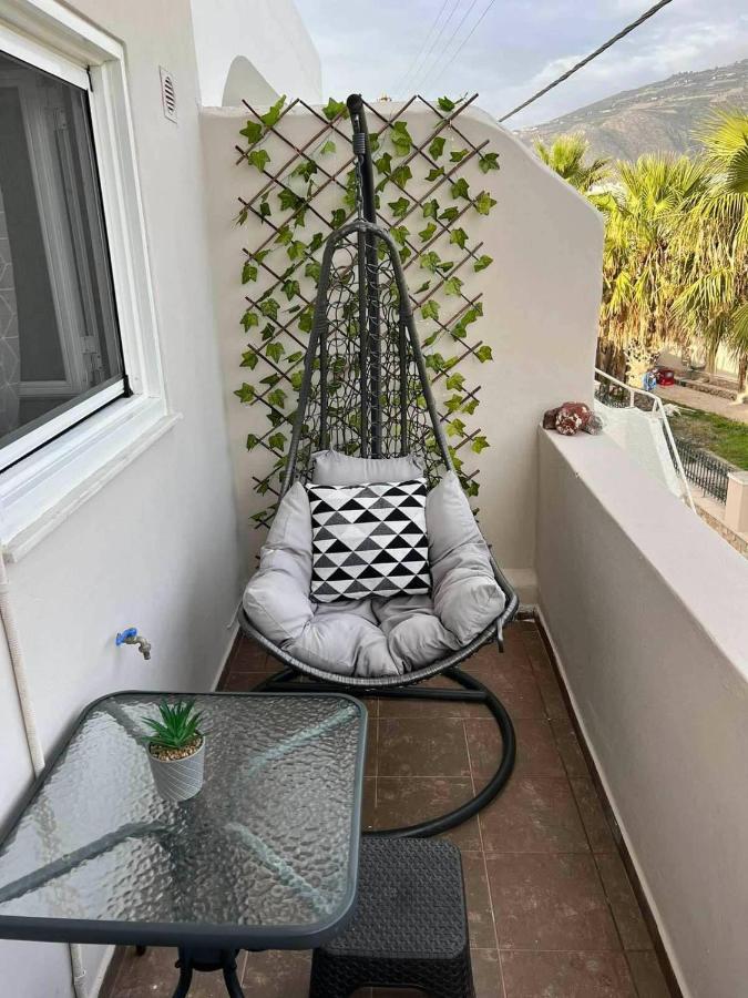 Beach Apartment Edem First Floor Perivolos  Dış mekan fotoğraf