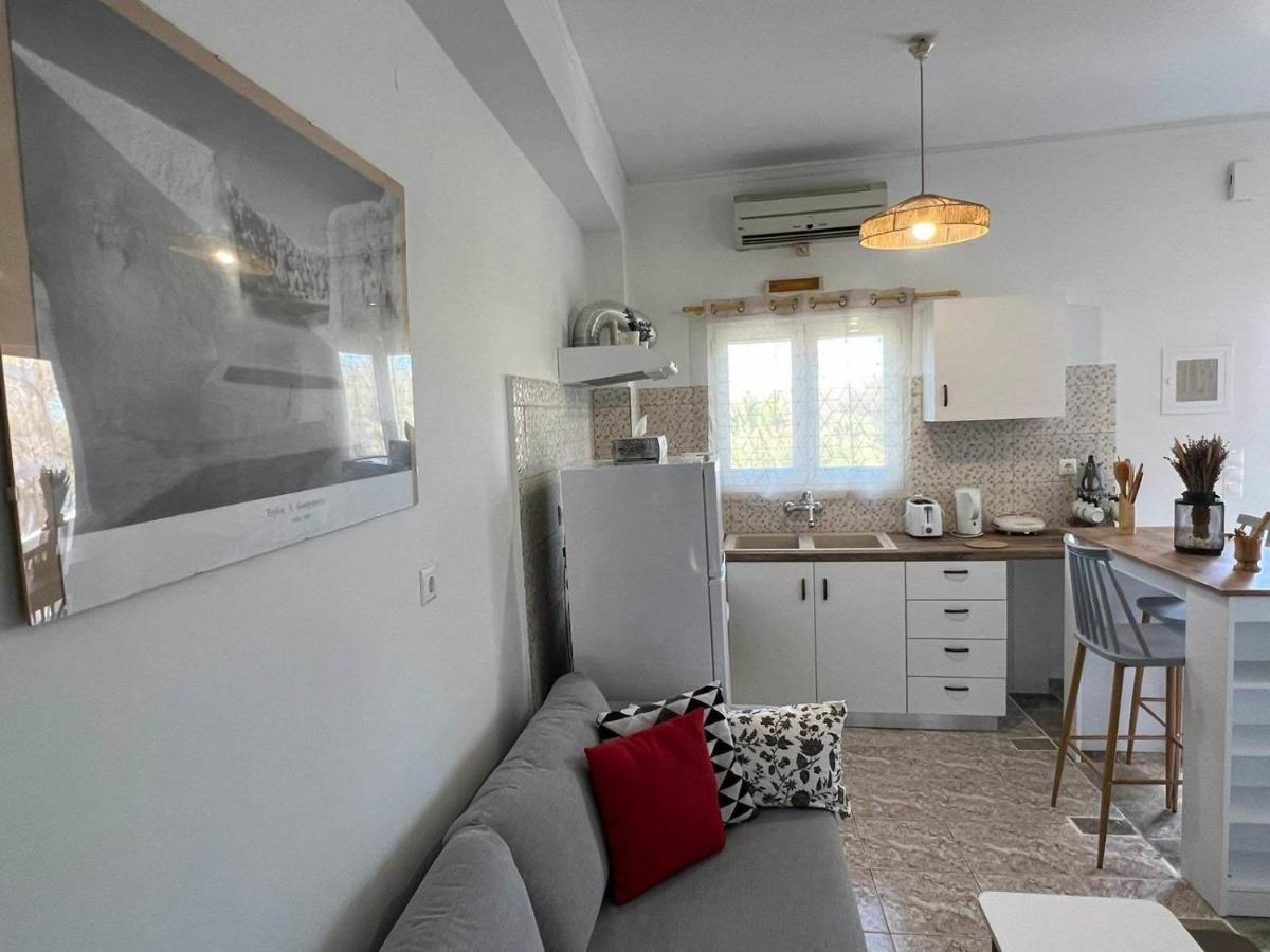 Beach Apartment Edem First Floor Perivolos  Dış mekan fotoğraf